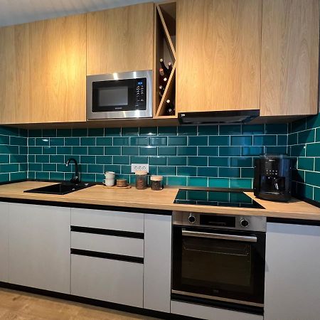 Riverside Jungle Green Apartment Oradea Dış mekan fotoğraf
