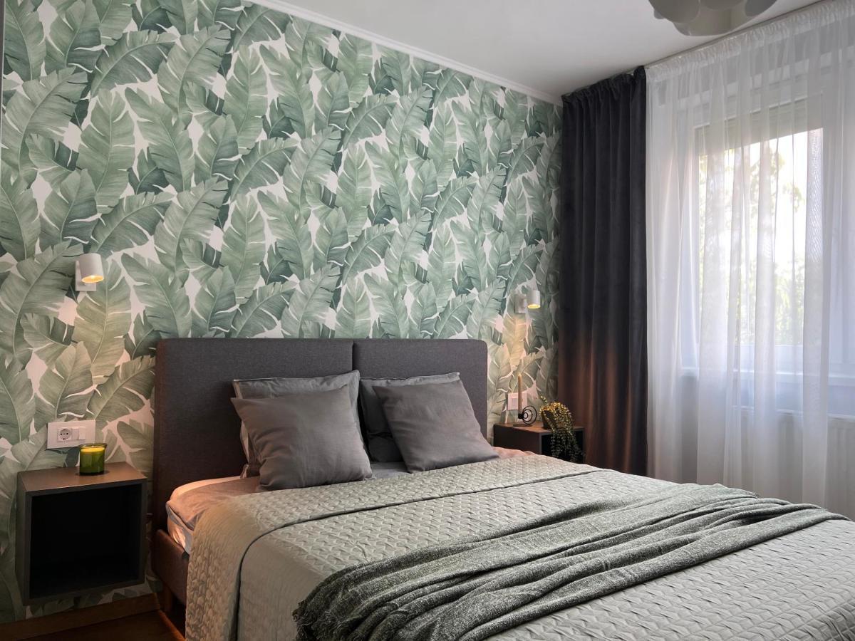 Riverside Jungle Green Apartment Oradea Dış mekan fotoğraf