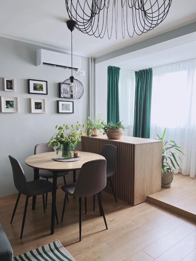 Riverside Jungle Green Apartment Oradea Dış mekan fotoğraf
